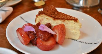 ゲージツの秋、ケーキのアートに飛び込む。
