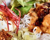 カオニャオ〜！ チェンマイの美食が、元アダルト・シネマ館にやってきた♡